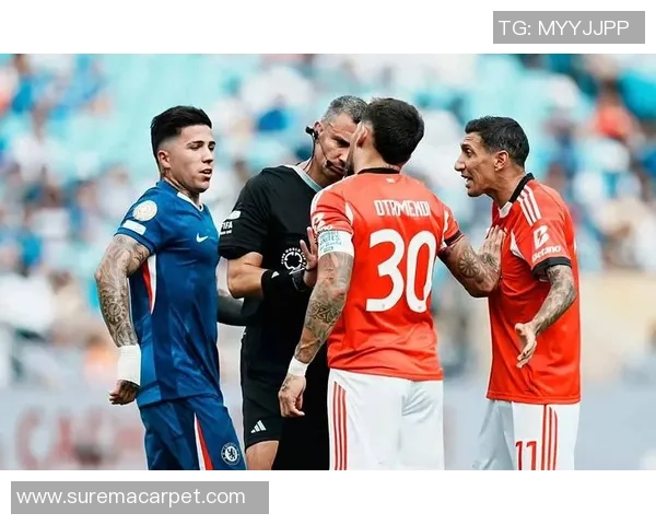 切尔西在欧冠中大胜本菲卡补时进球点燃全场激情与转会传闻