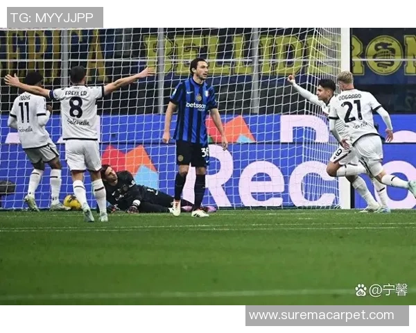 友谊赛精彩对决那不勒斯与国米战成平局帽子戏法引发全场热烈反响