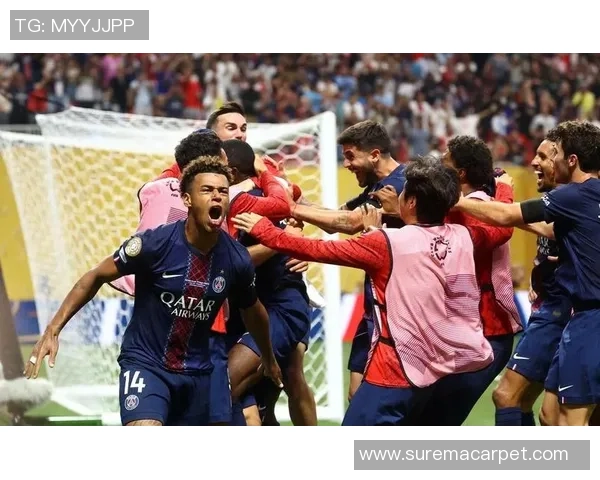 足总杯精彩对决巴黎圣日耳曼大胜尤文图斯乌龙球引发争议判罚热议