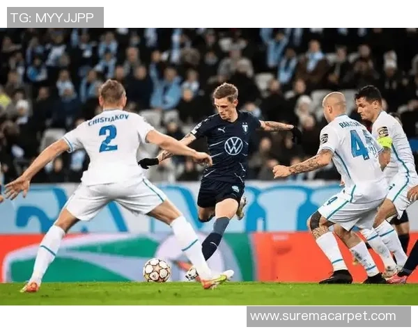 德甲激战里昂逆转波尔图点球大战引发争议与全场沸腾 德甲激战里昂逆转波尔图点球大战引发争议与全场沸腾