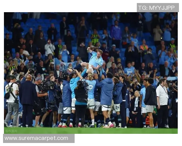 曼城逆转那不勒斯3-2爆冷全场欢呼转会传闻再起