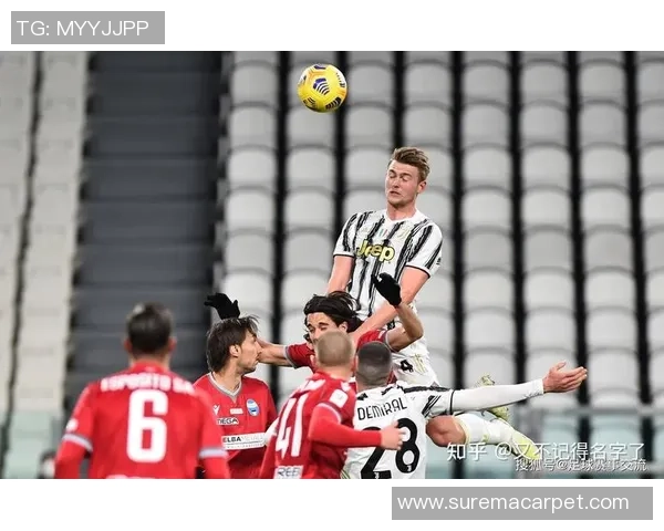 世界杯历史冷门尤文图斯与曼联激战成平局神扑瞬间震撼全场