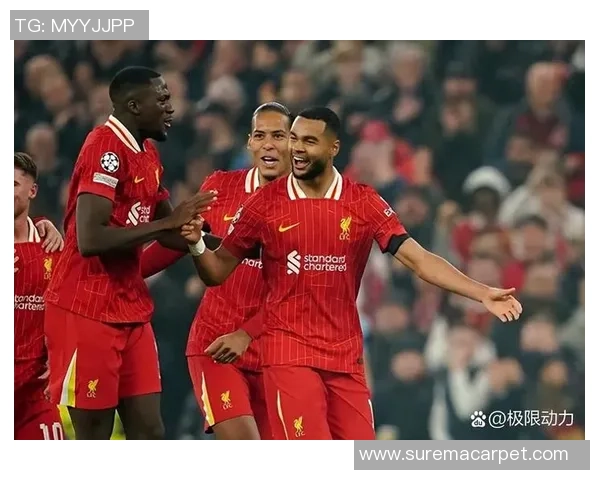 欧联杯热刺与巴萨激战成平局全场气氛紧张引发球迷热议