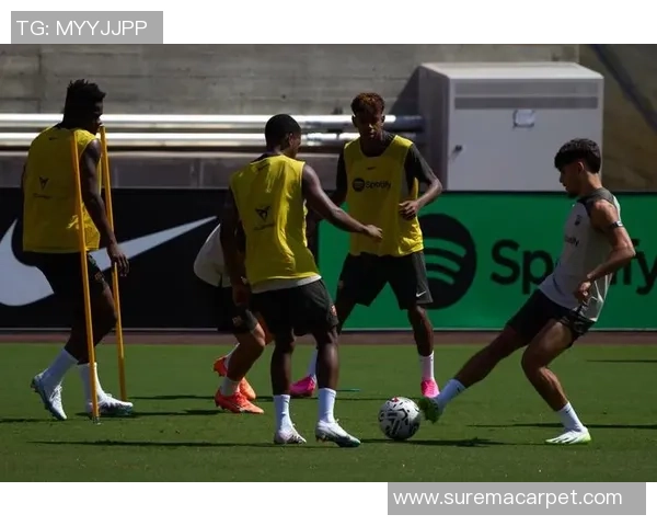 巴萨友谊赛逆转里昂神奇扑救点燃全场激情与数据分析