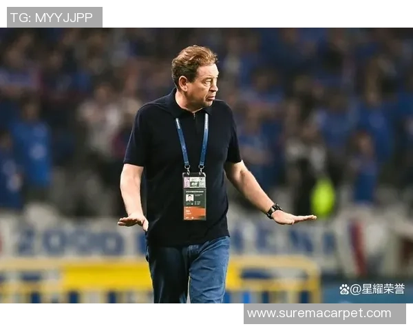 足总杯精彩对决多特蒙德狂胜那不勒斯帽子戏法引发争议判罚热议 足总杯精彩对决多特蒙德狂胜那不勒斯帽子戏法引发争议判罚热议